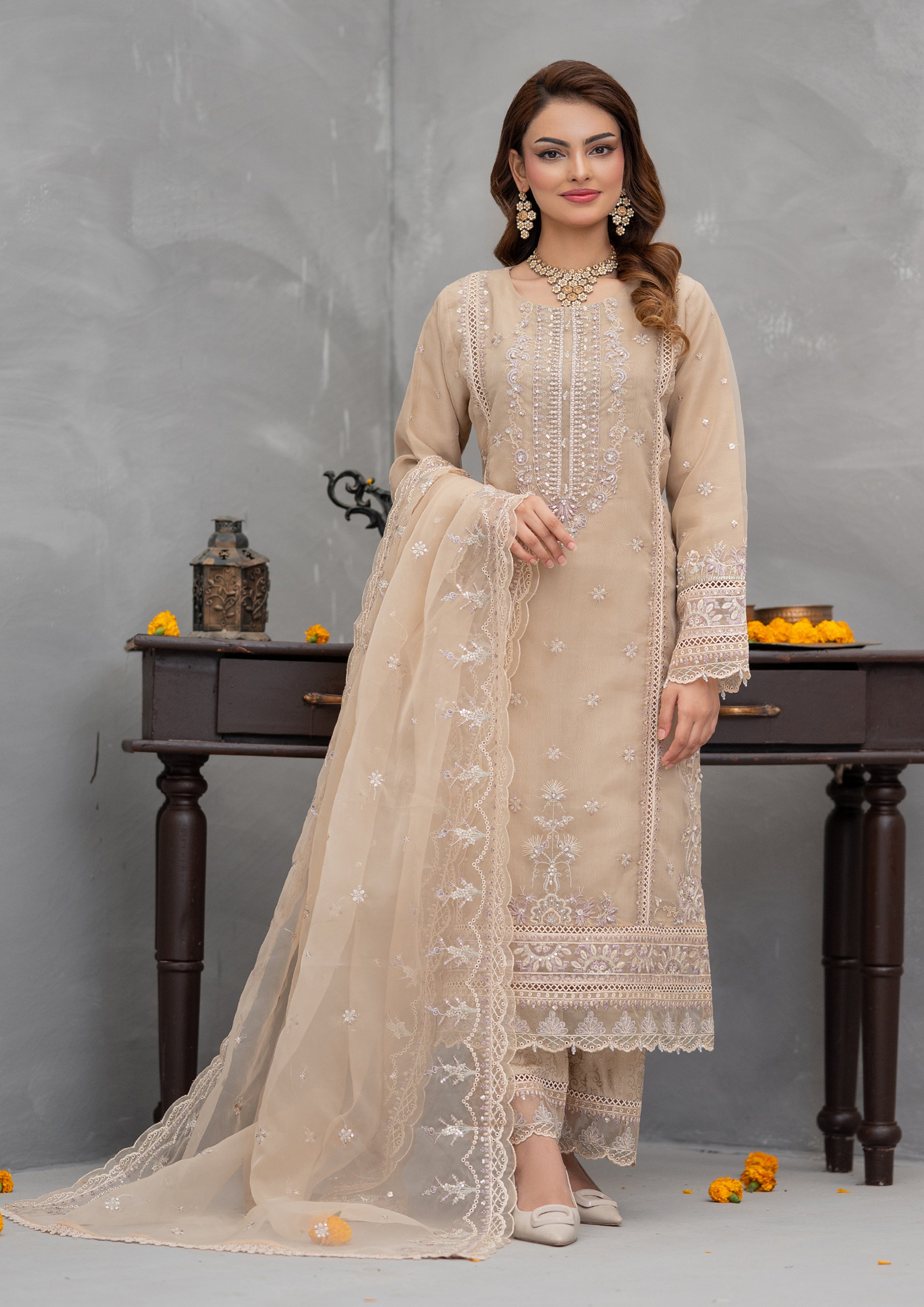 Parisa BN-10000